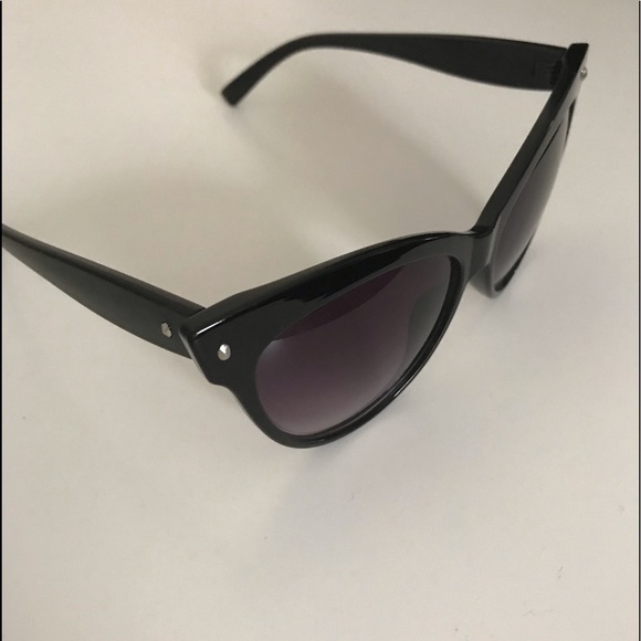 Accessories - Cat Eye | Sunglasses